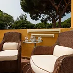 Apartment, Close To Beaches, Restaurants And Supermarkets, In Urb. Park Beach, Elviria 아파트 *