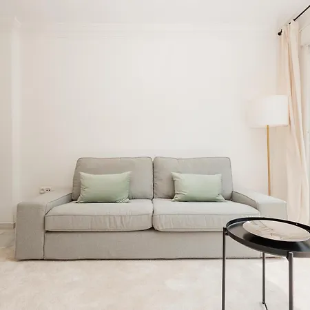 Apartment, Close To Beaches, Restaurants And Supermarkets, In Urb. Park Beach, Elviria