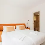 Apartment, Close To Beaches, Restaurants And Supermarkets, In Urb. Park Beach, Elviria Apartman Marbella