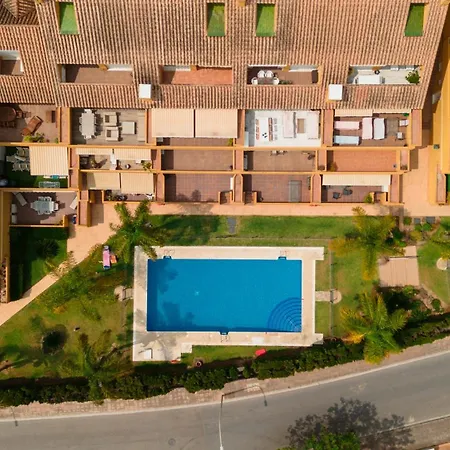 Apartment, Close To Beaches, Restaurants And Supermarkets, In Urb. Park Beach, Elviria Apartment *