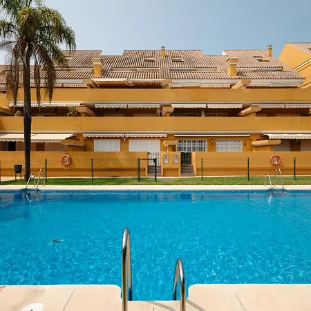Apartment, Close To Beaches, Restaurants And Supermarkets, In Urb. Park Beach, Elviria Apartmán Marbella