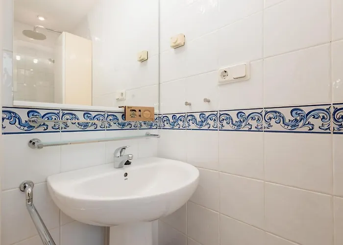 Apartment Apartment, Close To Beaches, Restaurants And Supermarkets, In Urb. Park Beach, Elviria Marbella