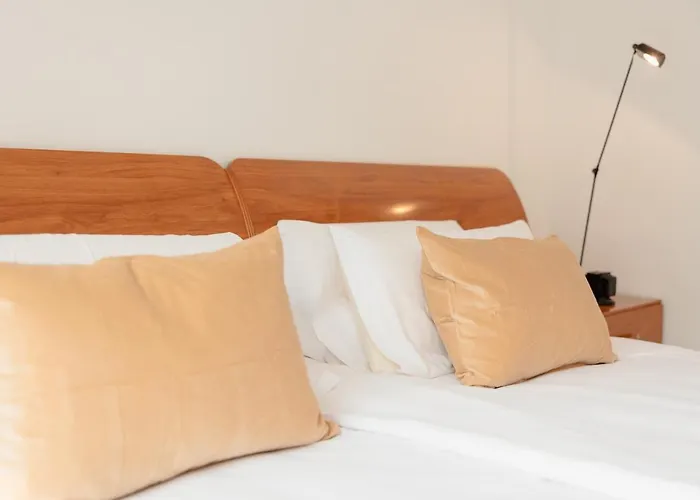 Apartment, Close To Beaches, Restaurants And Supermarkets, In Urb. Park Beach, Elviria Apartment