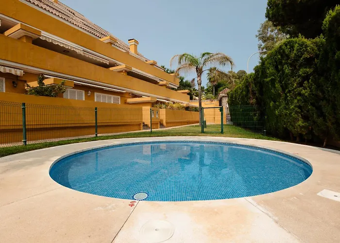 Apartment, Close To Beaches, Restaurants And Supermarkets, In Urb. Park Beach, Elviria شقة ماربيا