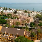 Apartment, Close To Beaches, Restaurants And Supermarkets, In Urb. Park Beach, Elviria Appartamento *
