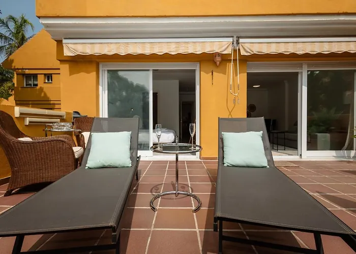 Apartment, Close To Beaches, Restaurants And Supermarkets, In Urb. Park Beach, Elviria