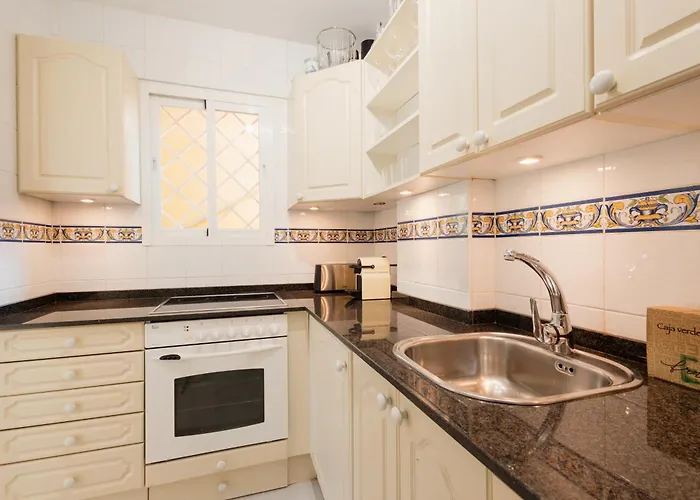 Apartment, Close To Beaches, Restaurants And Supermarkets, In Urb. Park Beach, Elviria Apartament Marbella